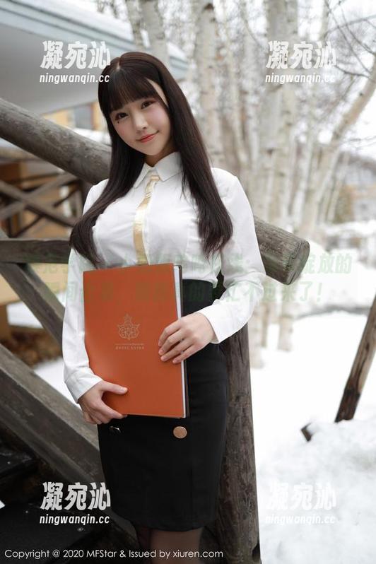 模范学院-小奶瓶呜呜 模范学院 - 小奶瓶呜呜在线:吊带绽放的瞬间合集,眼睛真的要忙不过来了!
