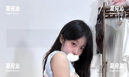 火龙果羊 微密圈 - 火龙果羊的校服系列图片分享——这颜色,这姿态,真是忍不住多看几眼!