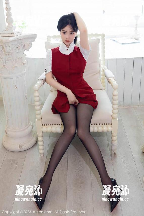 秀人网-你的兔妹妹 秀人网 - 你的兔妹妹的美腿写真集:腿长到可以把整个夏天都装下!