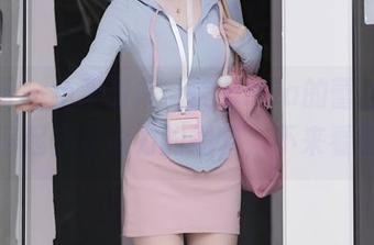 秀人网 – 免费图集：美七Mia的蕾丝，那些撑得起你想象力的细节，不来看看吗？