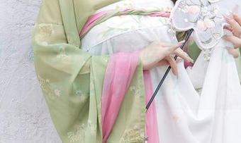 秀人网 – 套图中的菲菲吃不胖，谁说女孩不能调皮捣蛋？