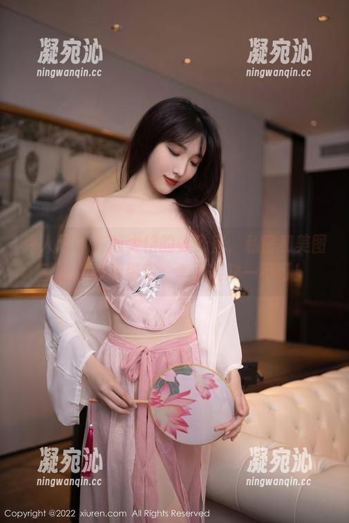 秀人网 - 在陈大榕的办公室，私房和美图就像咖啡和蛋糕，怎么能缺一不可！
