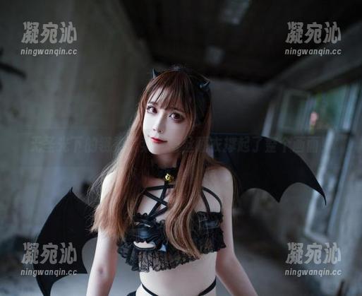 翎柒菜菜 无圣光下的翎柒菜菜,蕾丝睡衣撑起了整个画面!