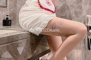 微密圈 – 无圣光的电梯奇遇：脸红Dearie为你带来魅惑美女合集