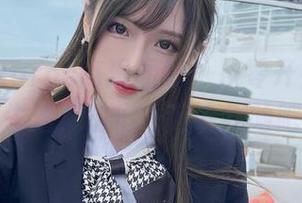 腐团儿Ikaros高清图册：从零开始的异世界生活，咱们一起去探险吧！