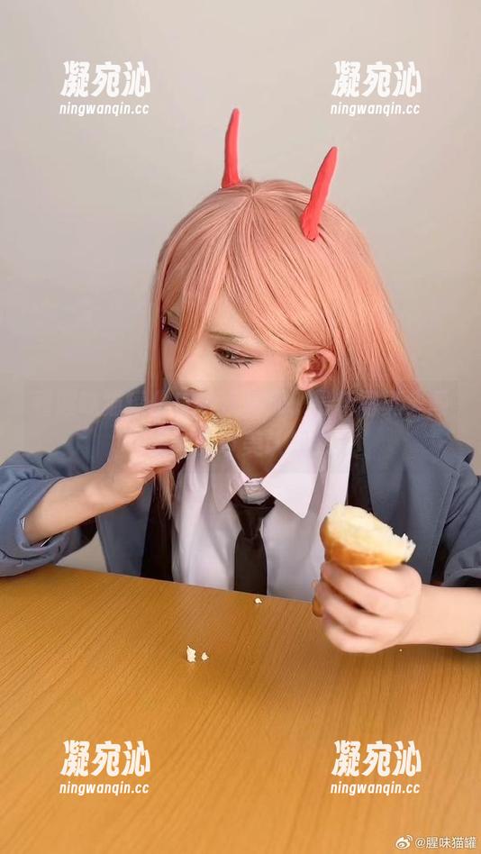 腥味猫罐 看腥味猫罐化身半妖庭师,最新写真集颠覆你的审美认知!