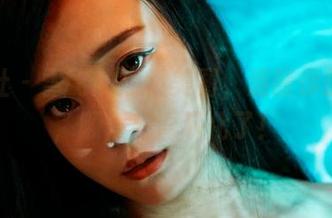 蜜桃社 – 雪飞的短裙美图，温暖你的冬天，顺便把雪下化了！