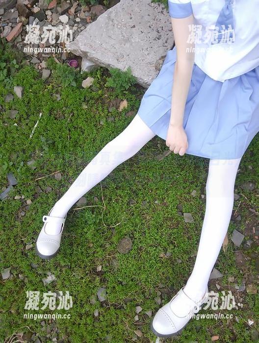 西尔酱 西尔酱的精选写真集,狠狠俘获你的目光,刻晴腿绝对不逊色!