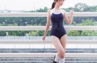 雯妹不讲道理水手服合集：这个夏天，水手服和阳光有啥不一样？