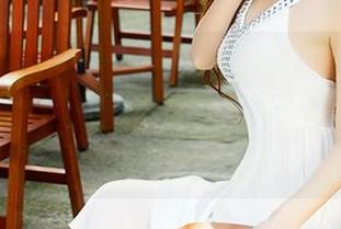 青豆客 – 颖莹儿YY在婚纱里：这图集简直让单身小编也开始怀念那种“被爱”的感觉，美图太打动人心了！